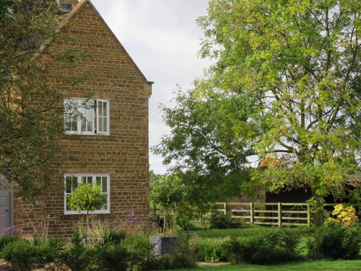 לינה וארוחת בוקר Moreton Pinkney Weston Hill Farm מראה חיצוני תמונה