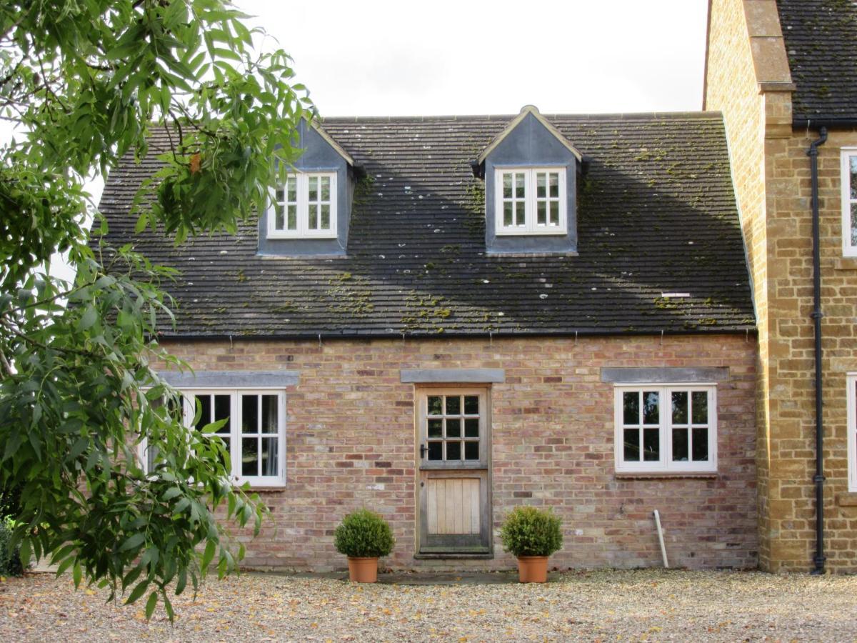 לינה וארוחת בוקר Moreton Pinkney Weston Hill Farm מראה חיצוני תמונה